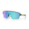 Stylish blue-tinted sunglasses design